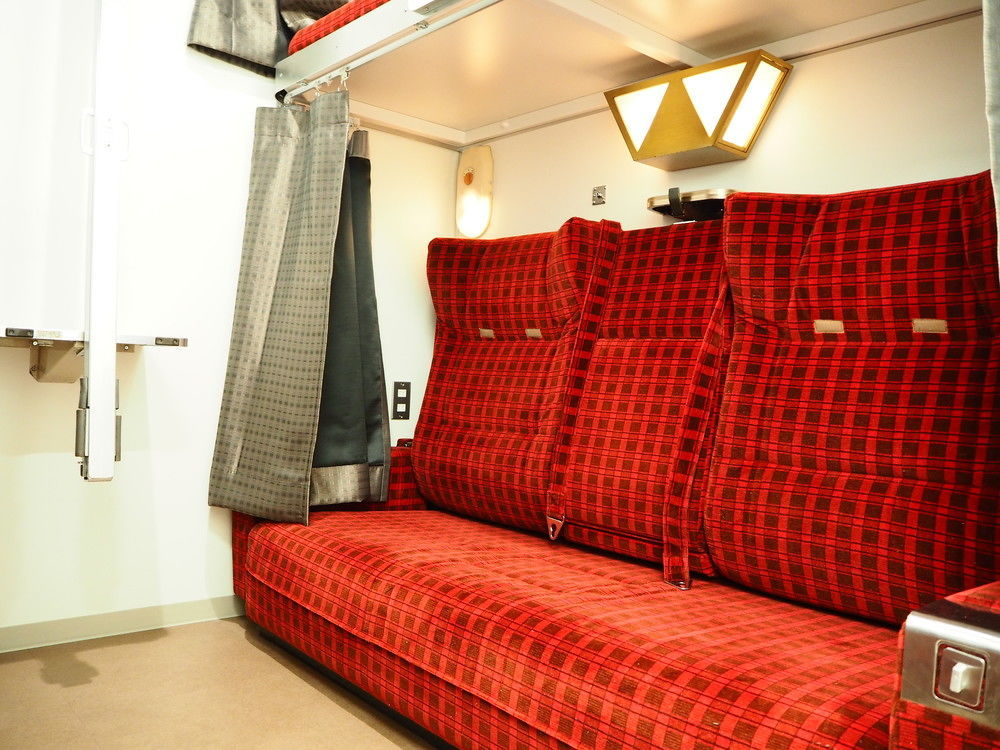 Train Hostel Hokutosei Tokyo Exterior photo